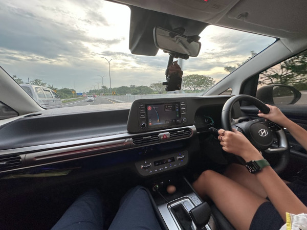 Tips Memilih Kaca Film Mobil, Jangan Terlalu Gelap