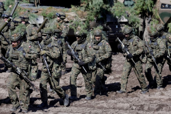 6 Negara yang Mempunyai Pangkalan Militer di Negara Lain, Nomor 5 Tetangga Indonesia