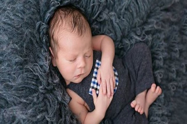 9 Nama Bayi yang Dilarang di Sejumlah Negara, dari Tom hingga Osama Bin Laden