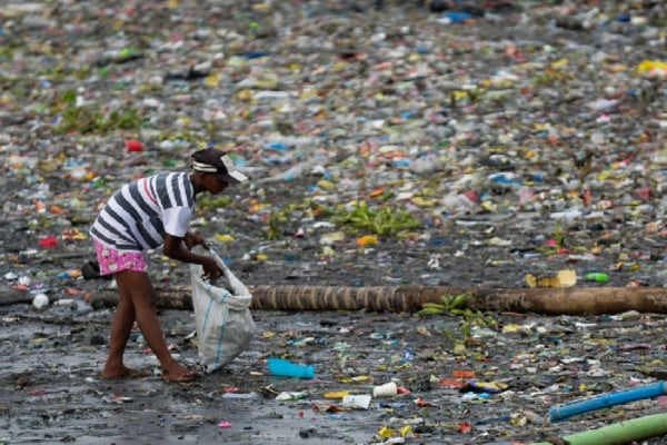 4 Negara Yang Melarang Penggunaan Plastik Sekali Pakai, Nomor 3 Memberlakukan Denda Rp595 Juta