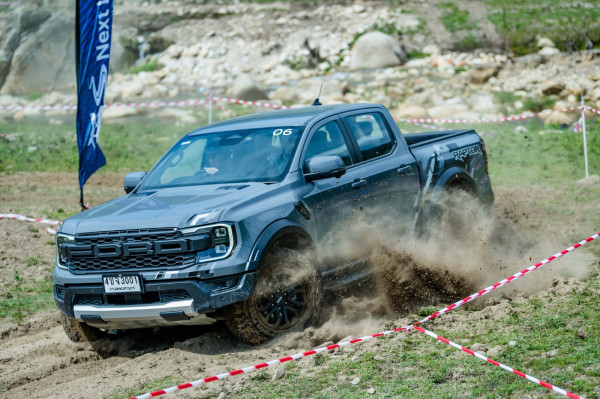 Ford Everest dan Ranger Generasi Baru Meluncur Diklaim Jadi yang Terkuat