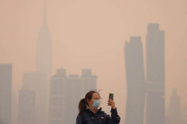 Mengerikan, Begini Dampak Asap Tebal Kebakaran Hutan di New York Terhadap Manusia