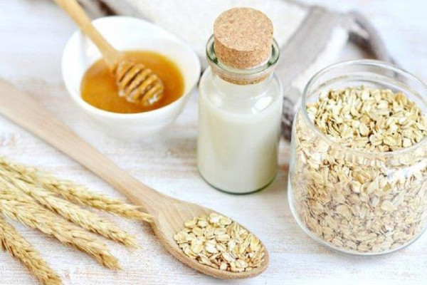 8 Masker Alami untuk Kulit Berminyak, Bahan Mudah Didapat dan Dijamin Tokcer