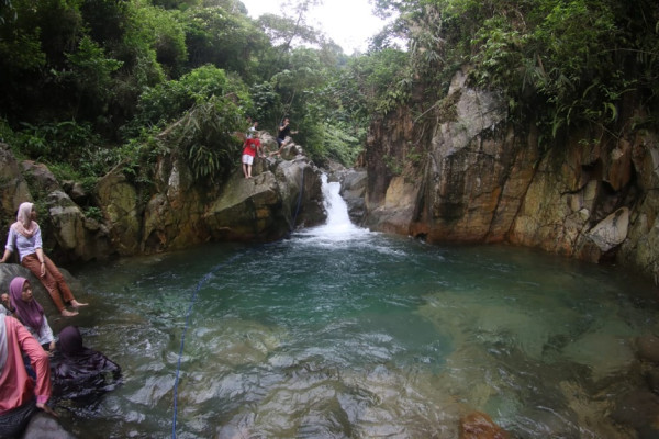 10 Tempat Wisata Puncak Bogor yang Seru untuk Liburan Keluarga, Nomor 5 Seperti di Jepang