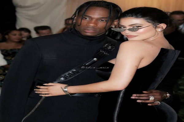 8 Artis Hollywood Memiliki Anak tapi Belum Nikah, Nomor 5 Hubungannya Putus Nyambung