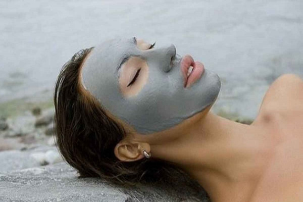 8 Masker Alami untuk Kulit Berminyak, Bahan Mudah Didapat dan Dijamin Tokcer