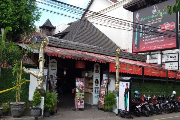 10 Angkringan Legendaris di Yogya, Nomor 7 Langganan Presiden Jokowi