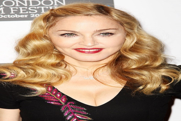 10 Artis Hollywood yang Punya Fobia Unik, Takut Permen Karet hingga Gagang Pintu