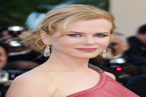 10 Artis Hollywood yang Punya Fobia Unik, Takut Permen Karet hingga Gagang Pintu