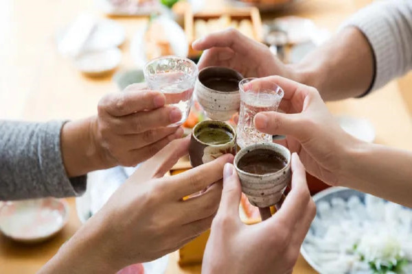 10 Minuman Khas Berbagai Negara, Indonesia Punya Es Cendol dan Es Kelapa