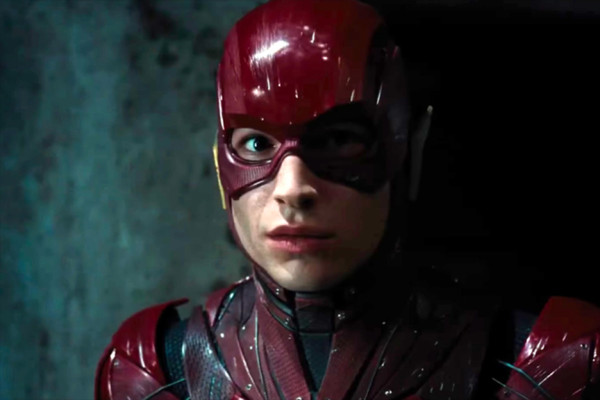Ini 10 Perbedaan Karakter The Flash di Film dan Komik DC