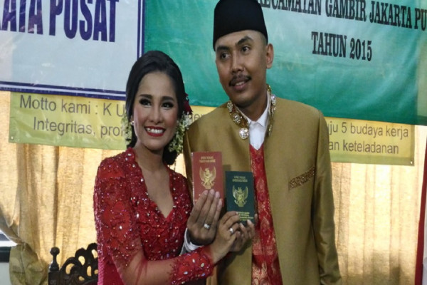 8 Artis yang Menikah Sederhana di KUA, Banyak yang Rumah Tangganya Langgeng