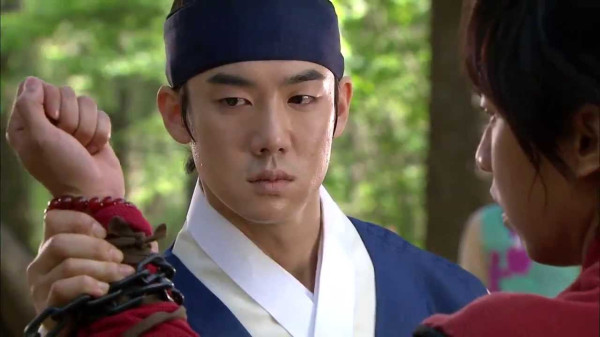 7 Drakor Terbaik Rating Tinggi dari Yoo Yeon-Seok, Ada yang Jadi Antagonis