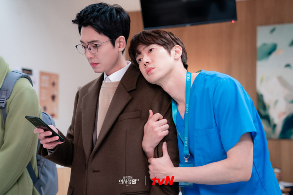 7 Drakor Terbaik Rating Tinggi dari Yoo Yeon-Seok, Ada yang Jadi Antagonis