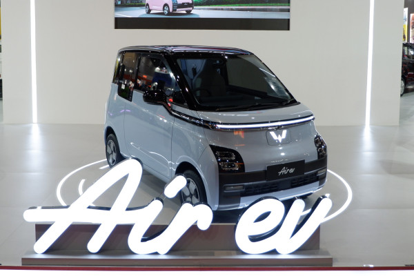 Beli Wuling di Jakarta Fair Kemayoran 2023 Dapat Hadiah Tablet dan e-Wallet Rp2 Juta
