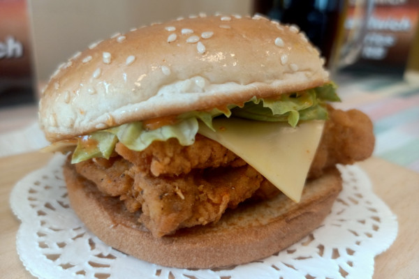 Menikmati Sensasi Sandwich Ayam Paha Atas ala Western