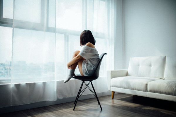 5 Cara Menghadapi Homesick bagi Kamu yang Baru Merantau