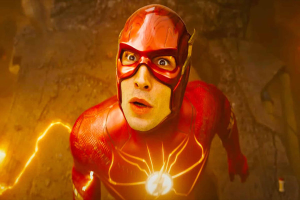 Begini Penjelasan Ending Film The Flash yang Bikin Bingung