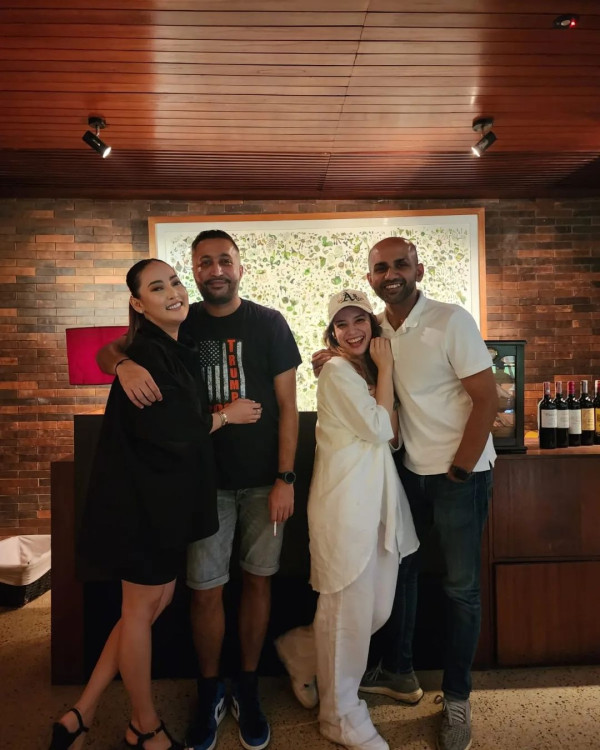 Putri Anne Kepergok Dipeluk Mesra Pria Lain, Bukan Arya Saloka