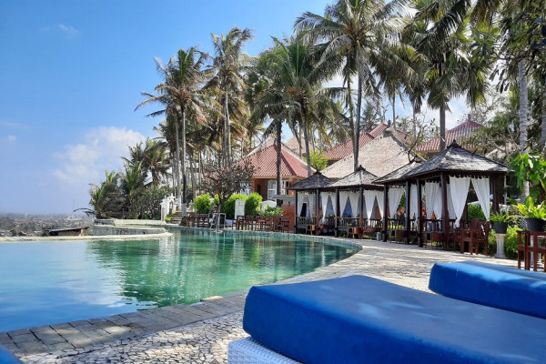10 Tempat Wisata Romantis di Yogya, Nomor 5 Nikmati Sunset Merapi Jelang Makan Malam