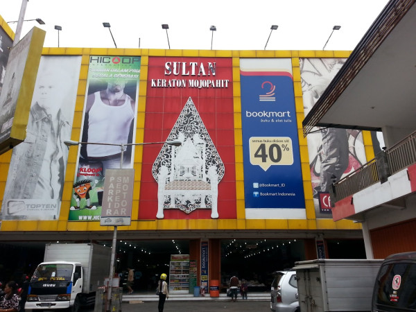 5 Tempat Belanja Populer di Mojokerto, dari Mal Mewah hingga Swalayan