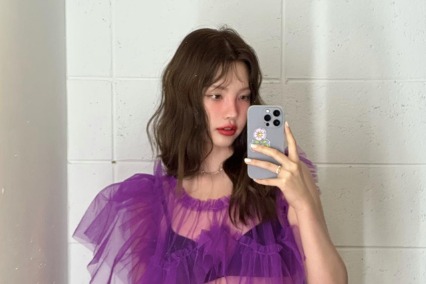 Diisukan Pacaran dengan Park Seo Joon, Ini 5 Potret Cantik YouTuber Xooos