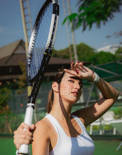 Nia Ramadhani Tampil bak Model saat Latihan Tenis, Netizen Tersihir Pesonanya: Cakep Banget