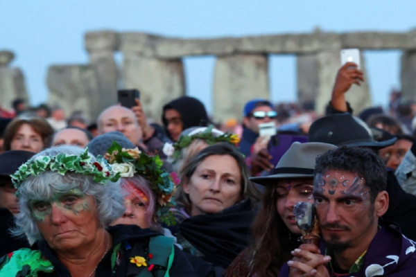 4 Ritual Unik Pengabdi Matahari di Stonehenge, Tanpa Darah, Alkohol, dan Seks Bebas