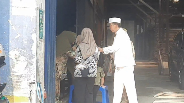 Kebakaran Bengkel Motor Bubarkan Pesta Pernikahan di Cakung