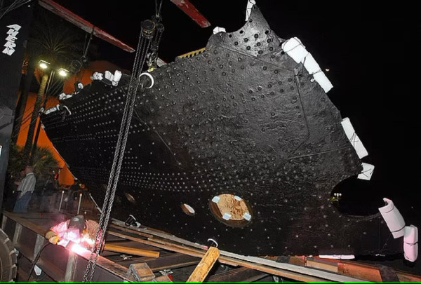 Kutukan Titanic: Hancurnya Kapal Selam Wisata Titan hingga Tragedi Gunung Es