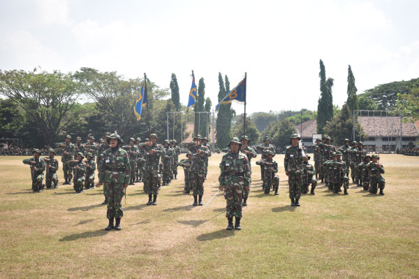 Penampakan Ratusan Siswa Komcad Matra Laut Unjuk Kemampuan Dasar Militer