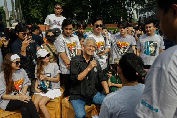 Cara Kreatif Influencer hingga TikToker Sosialisasikan Ganjar Lewat Kaus Greyman