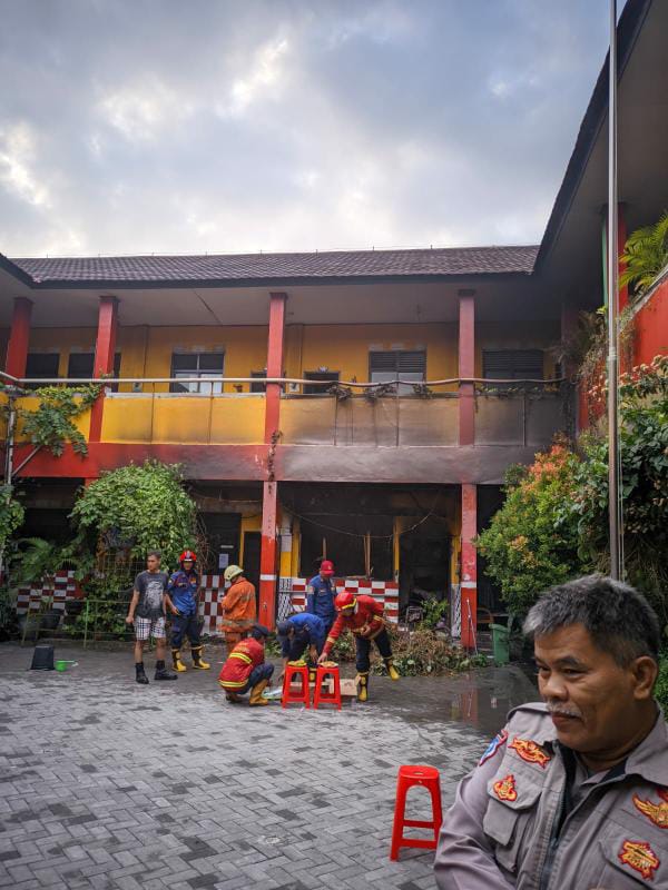 SDN Petir 3 Kota Tangerang Kebakaran, Ruang Arsip dan Perpustakaan Ludes