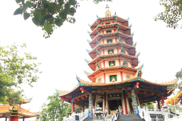 10 Tempat Wisata Murah di Semarang, Keliling Simpang Lima 2 Kali Cuma Rp35.000