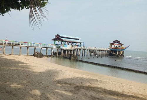 7 Rekomendasi Pantai Terindah di Banten, Nomor 6 Masih Asri