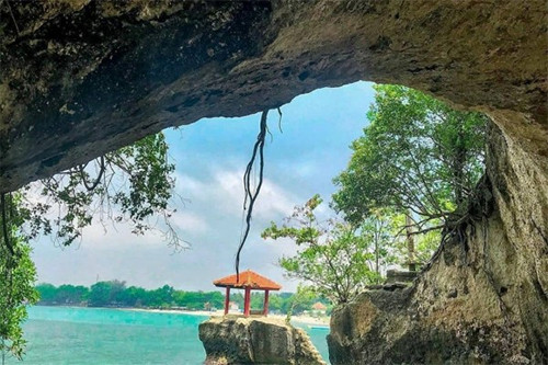 7 Rekomendasi Pantai Terindah di Banten, Nomor 6 Masih Asri