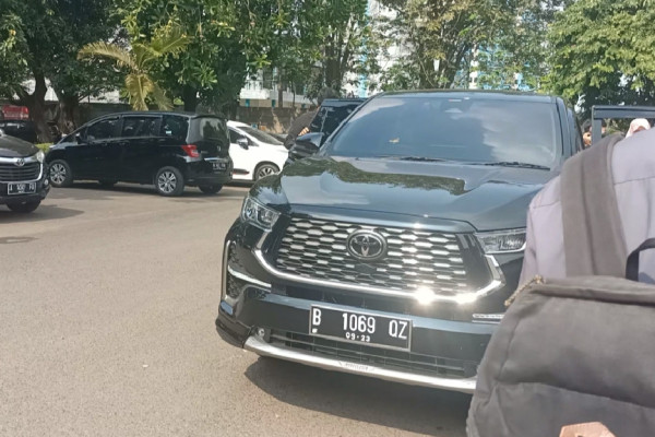 Senyum Semringah Heru Budi Akhirnya Dapat Mobil Dinas Baru Innova Zenix Hybrid