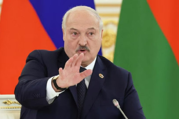 7 Fakta Presiden Alexander Lukaschenko, Nomor 6 Mengasingkan Istri Resmi demi Selingkuhan