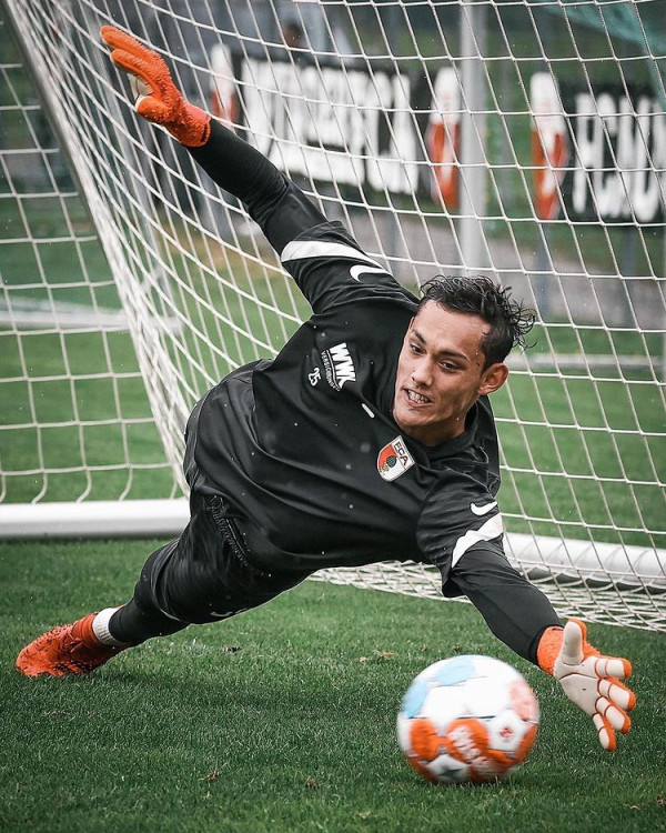 4 Kiper Keturunan Indonesia yang Bisa Dipakai Shin Tae-yong di FIFA Matchday September 2023