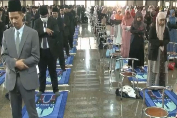 Dipimpin Langsung Panji Gumilang, Begini Penampakan Salat Iduladha di Pesantren Al Zaytun