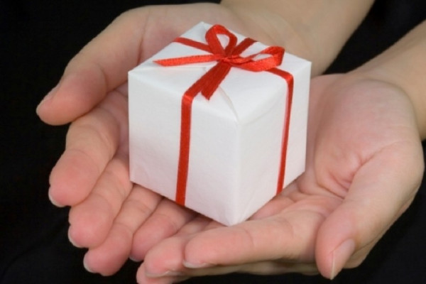 6 Cara Ampuh Meningkatkan Motivasi Belajar Anak, Beri Reward Hadiah