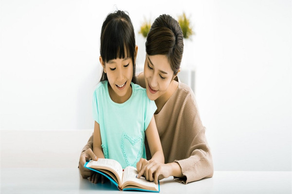 6 Cara Ampuh Meningkatkan Motivasi Belajar Anak, Beri Reward Hadiah