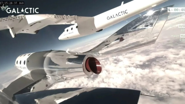 Virgin Galactic Sukses Terbang Perdana, 800 Penumpang Antre Membayar Rp6,7 Miliar