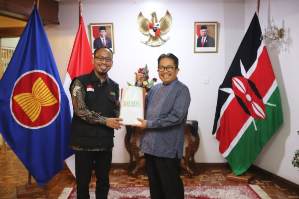 Perkuat Hubungan RI-Afrika, Ekspedisi Kurban BMH Sambangi Kenya