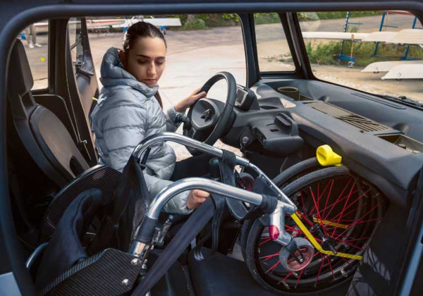 Mobil Pod Listrik Ami Citroen Fasilitasi Penggemudi dengan Kursi Roda