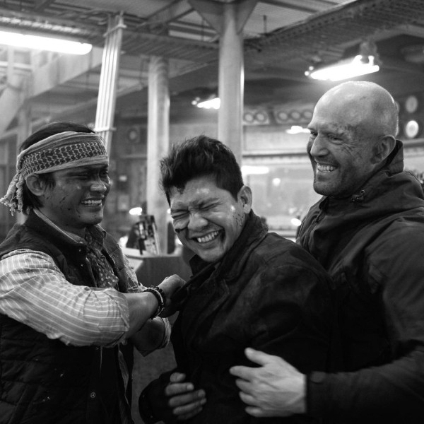 Jason Statham Pamer Foto Bareng Iko Uwais, Akrab Banget