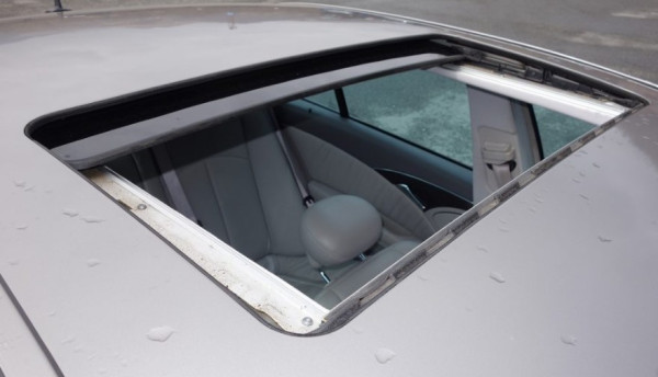 Jangan Keliru, Ini Perbedaan Sunroof, Moonroof, dan Panoramic Roof
