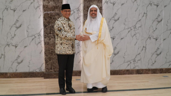 Momen Hangat Anies Baswedan dan Sekjen Liga Muslim Dunia Bertemu di Jeddah