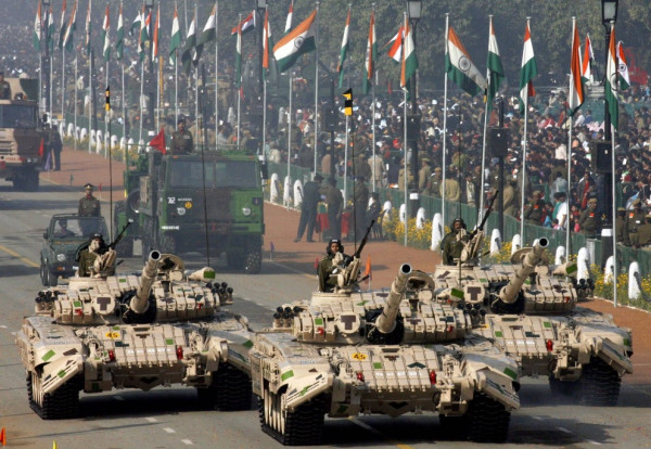 Siap Menghadapi Ancaman Pertempuran Darat, India dan China Andalkan 3 Jenis Tank Ringan