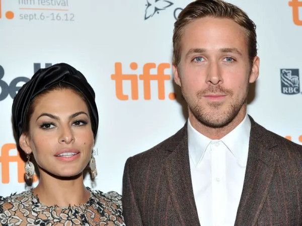 7 Artis Hollywood Ini Rahasiakan Wajah Anaknya, Jaga Privasi